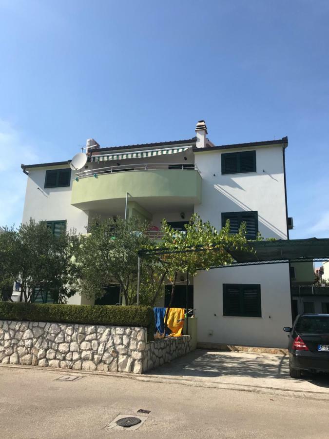 Apartments Milka Трогир Экстерьер фото