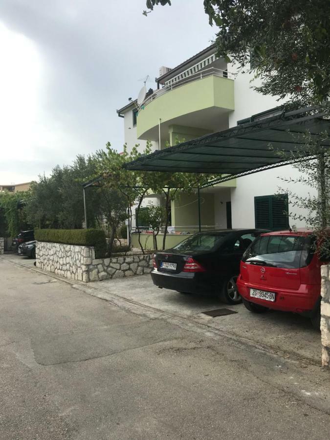 Apartments Milka Трогир Экстерьер фото